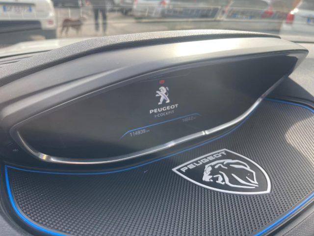 PEUGEOT 5008 BlueHDi 130 S&S GT Line