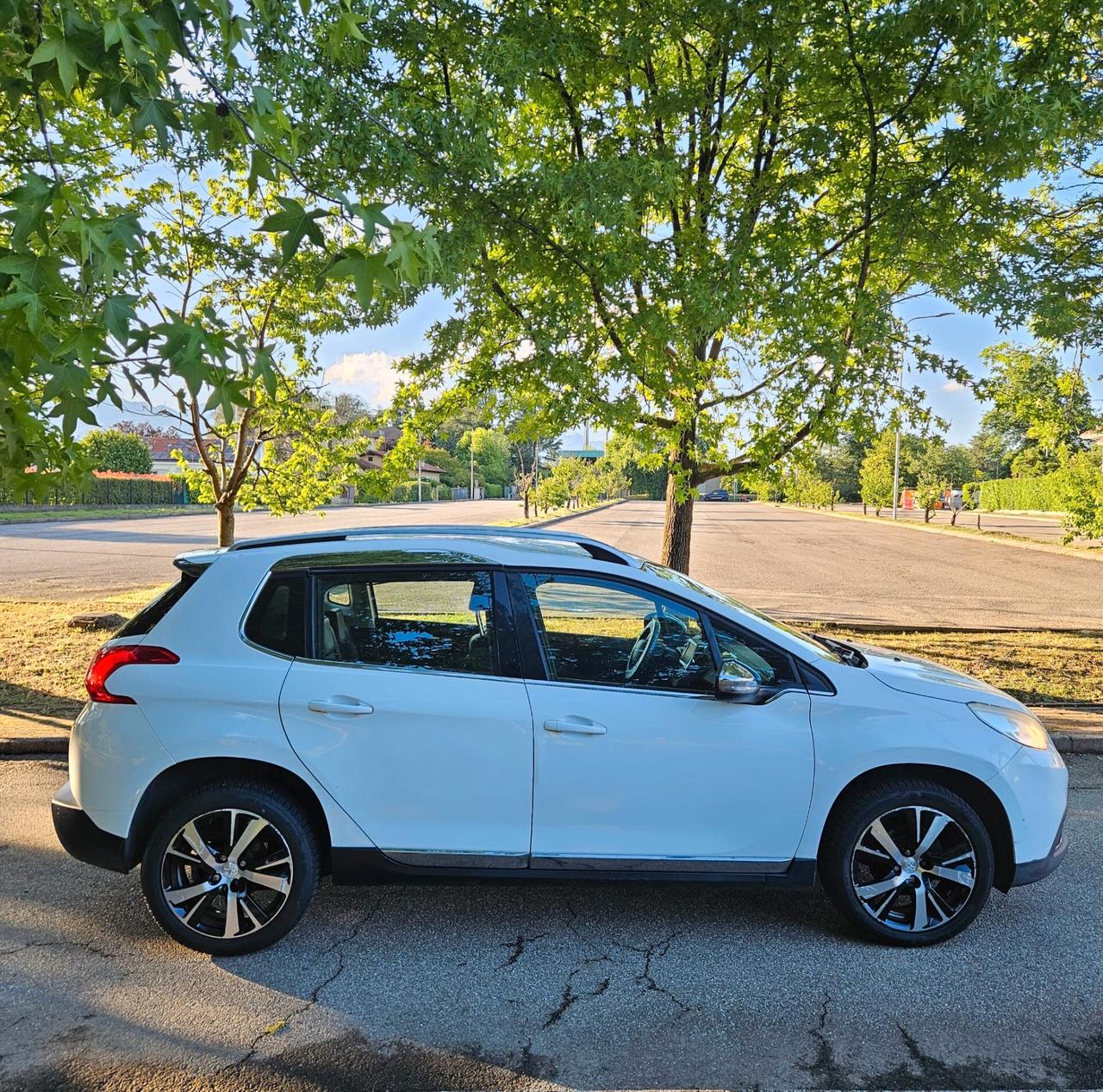Peugeot 2008 neopatentati