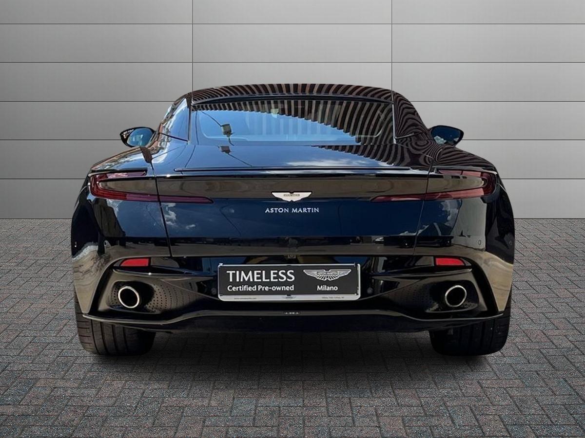 ASTON MARTIN DB11 Coupe 4.0 V8 auto