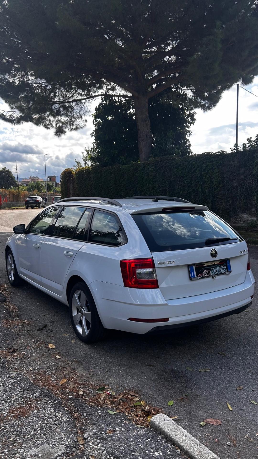 Skoda Octavia 1.6 TDI SCR 115 CV Wagon Executive