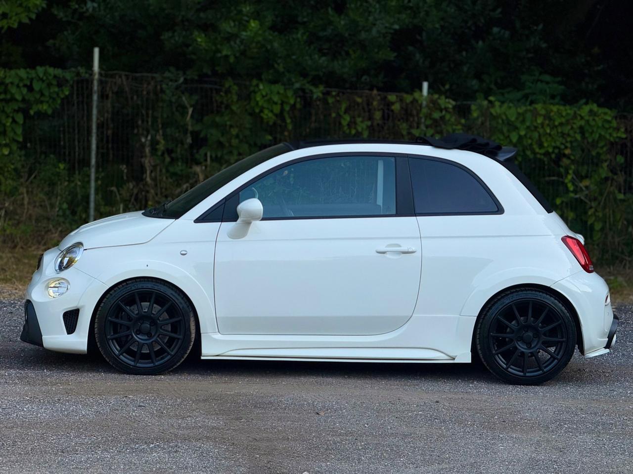 Abarth 595 C 1.4 Turbo T-Jet 180 CV