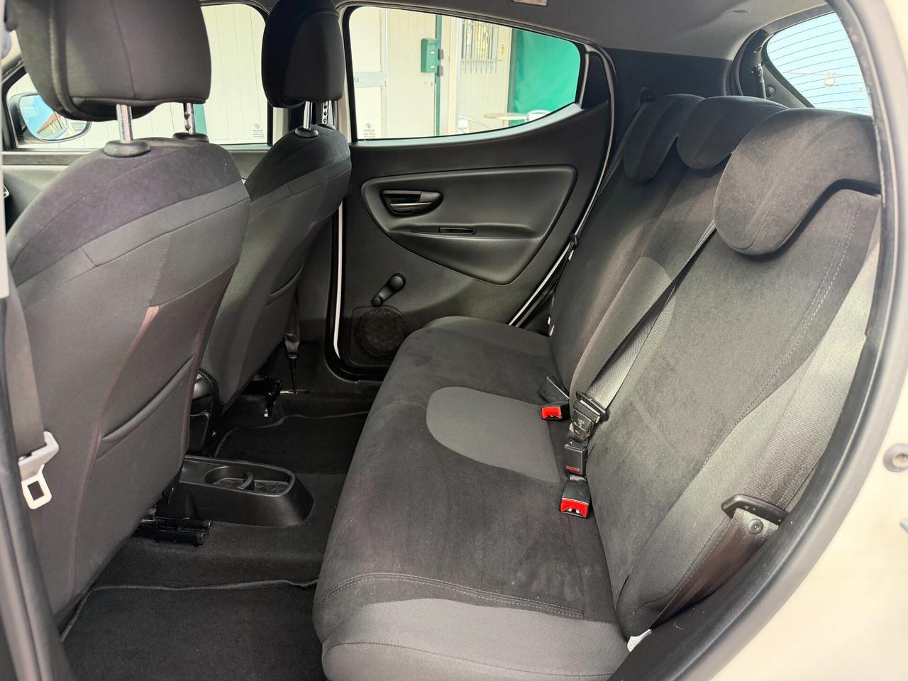 Lancia Ypsilon 1.2 69 CV 5 porte GPL Ecochic Gold