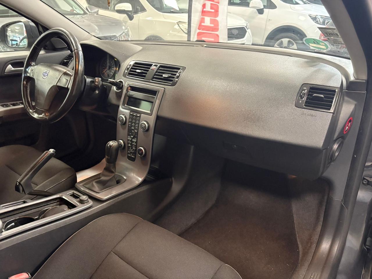 Volvo V50 D2 POLAR 116CV Manuale
