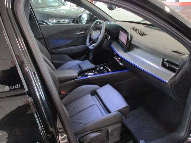 Audi Q3 Blackline 2.0 TDI 150CV S-Tronic