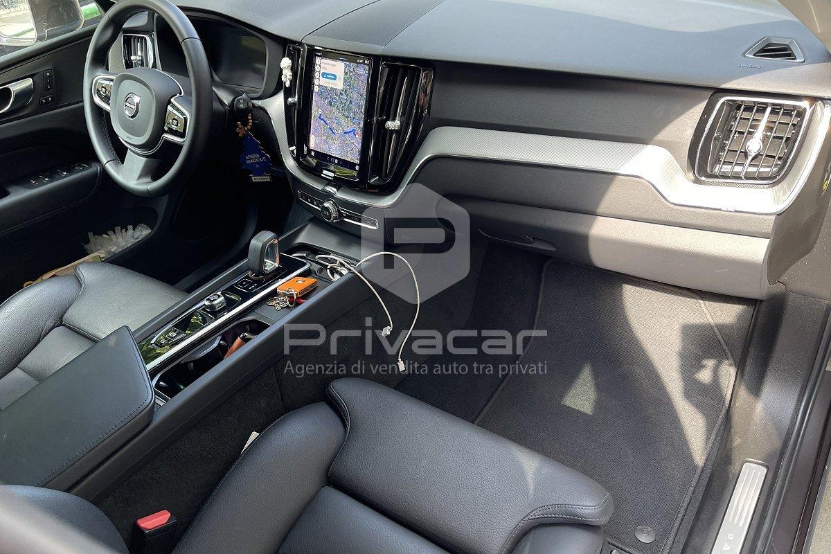 VOLVO XC60 B4 (d) AWD automatico Plus Bright
