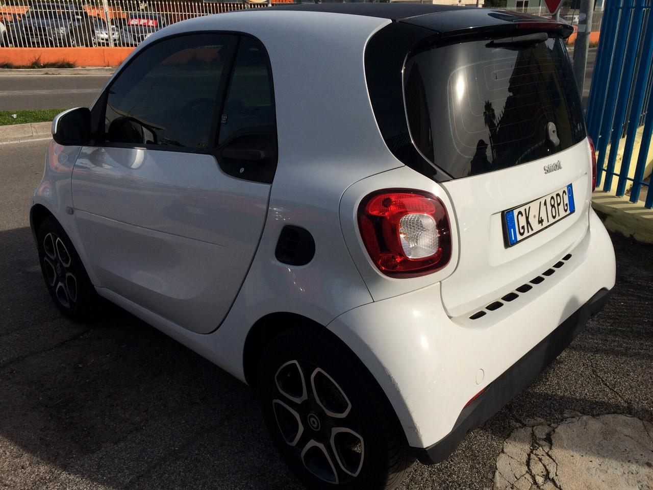 2016 Smart ForTwo 70 1.0 Prime tagliandata per neo patentati!con garanzia 12 mesi !!