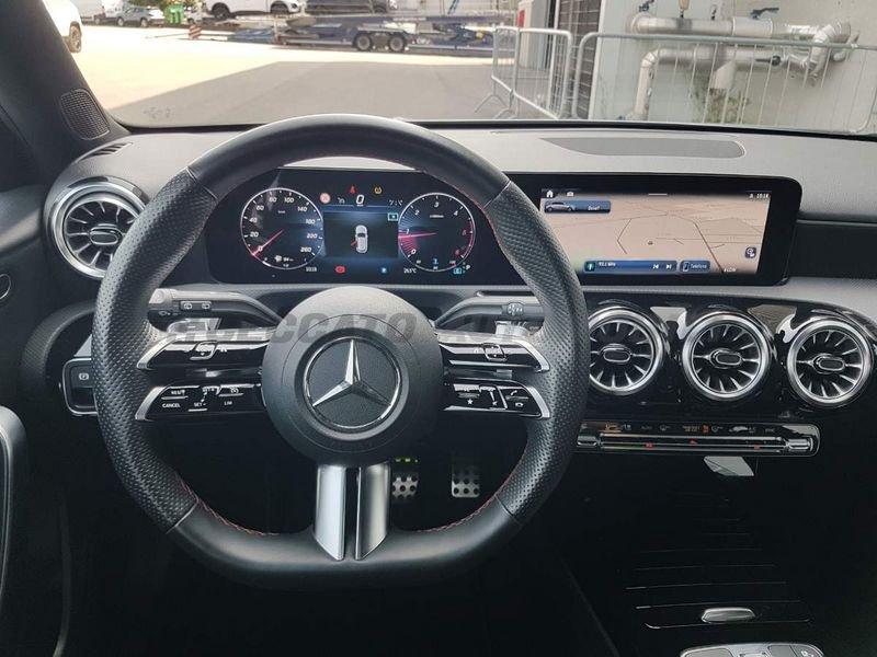 Mercedes-Benz Classe A A 180 d AMG Line Premium auto