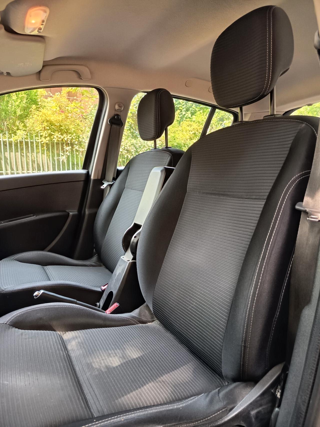 Renault Clio 1.2 16V 5 porte GPL Dynamique