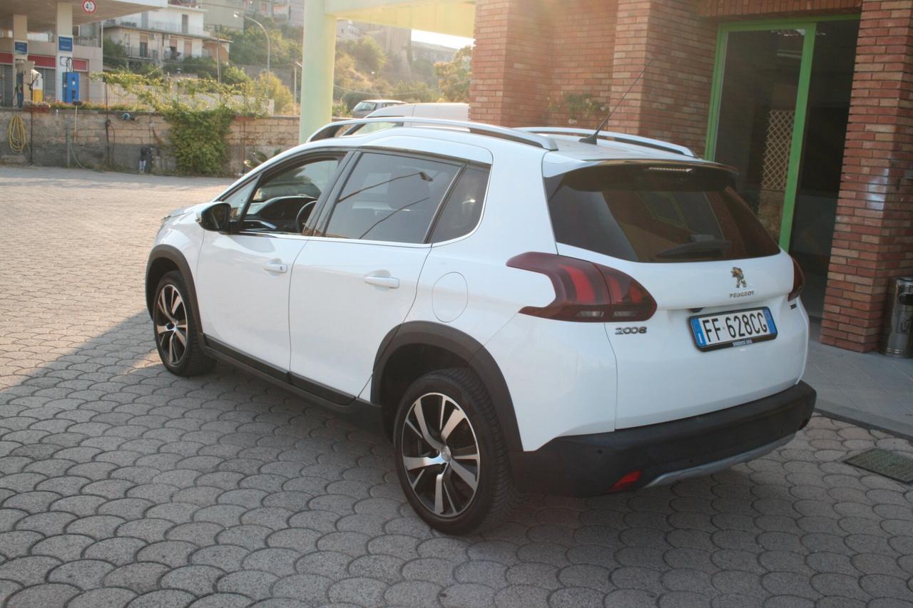 Peugeot 2008 BlueHDi 100 Allure