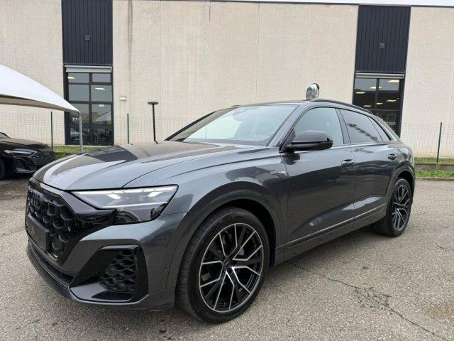 AUDI Q8 50 TDI 286 CV quattro S line edition Black Pack