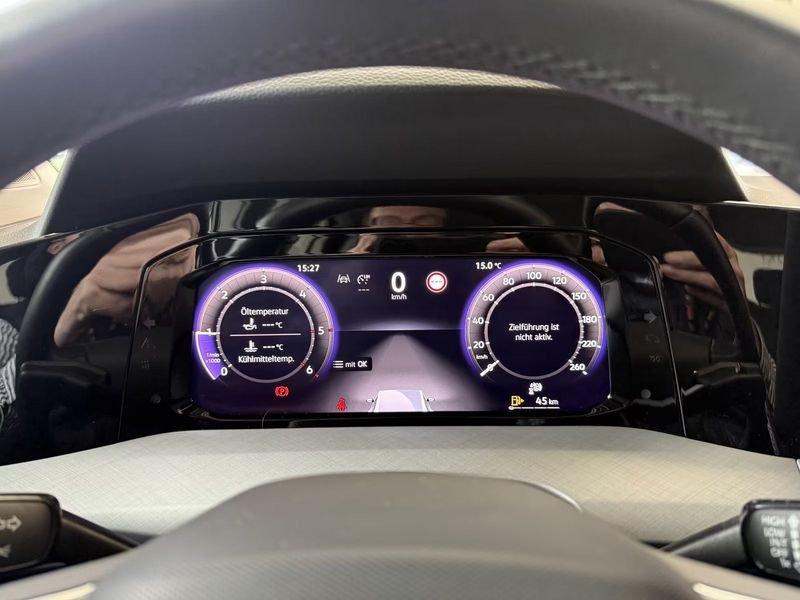 Volkswagen Golf 2.0 TDI SCR LIFE LED NAVI CAMERA