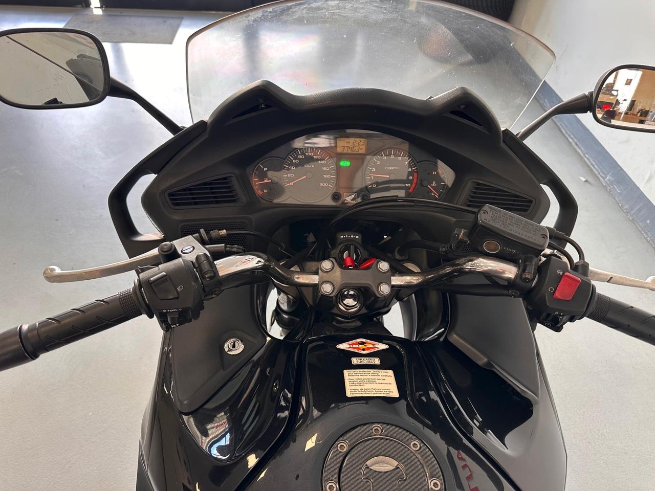 HONDA DEAUVILLE 700