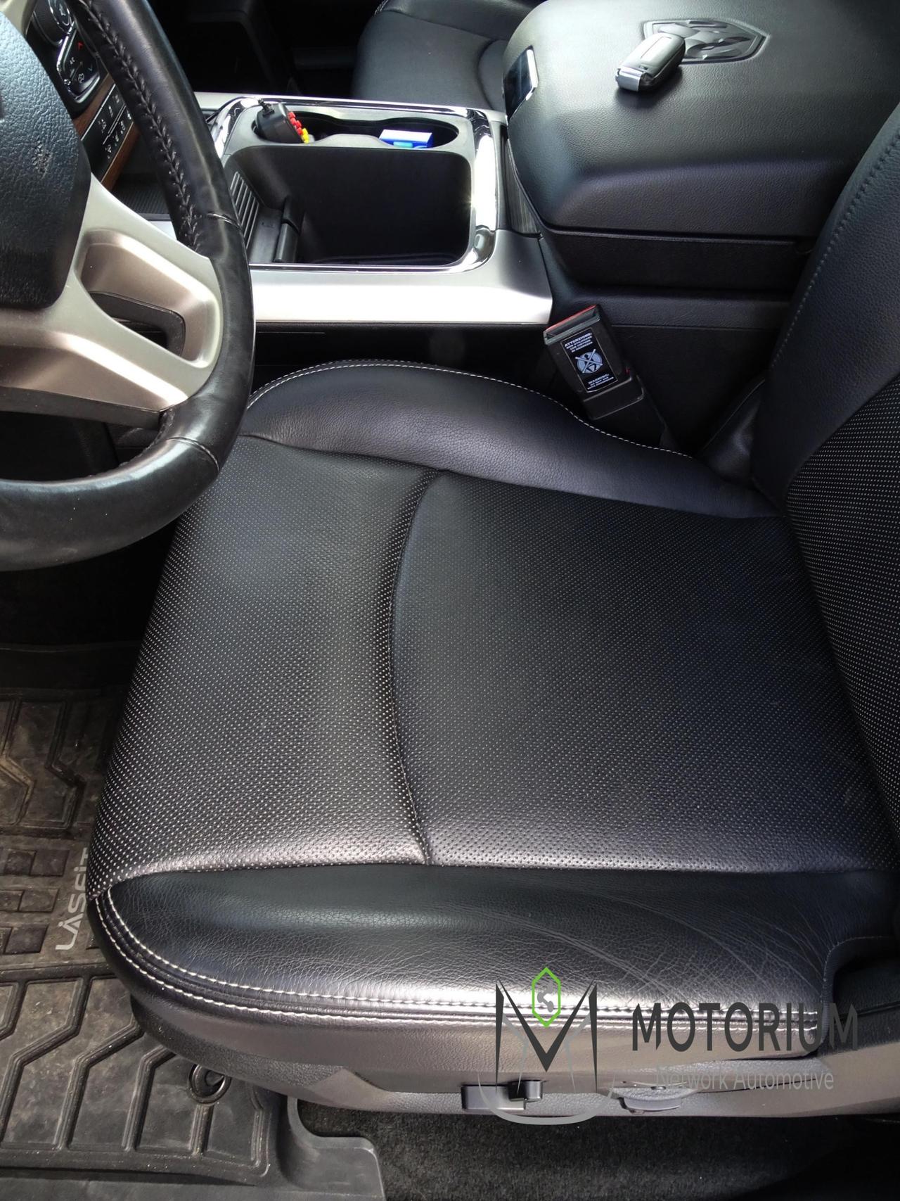 Dodge RAM 1500 AWD 5.7L V8 401CV LARAMIE AUTOCARRO