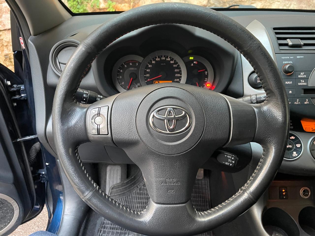 Toyota RAV 4 RAV4 2.2 D-4D 136 CV Luxury