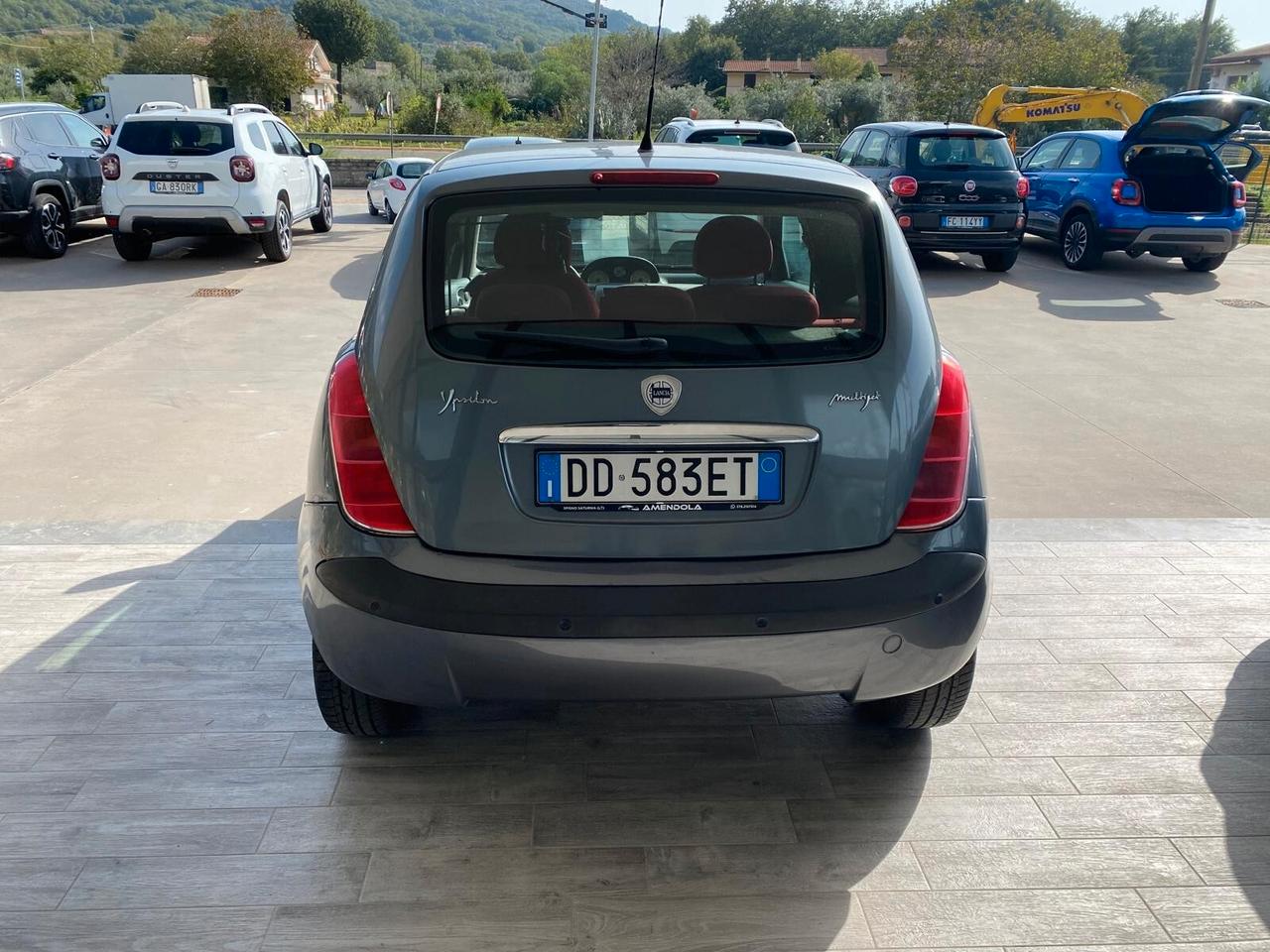 Lancia Ypsilon 1.3 Multijet 16V Argento