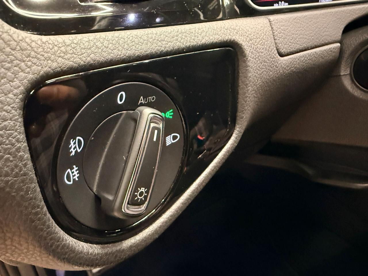 Volkswagen Golf GTI PERFORMANCE TSI 230CV DSG