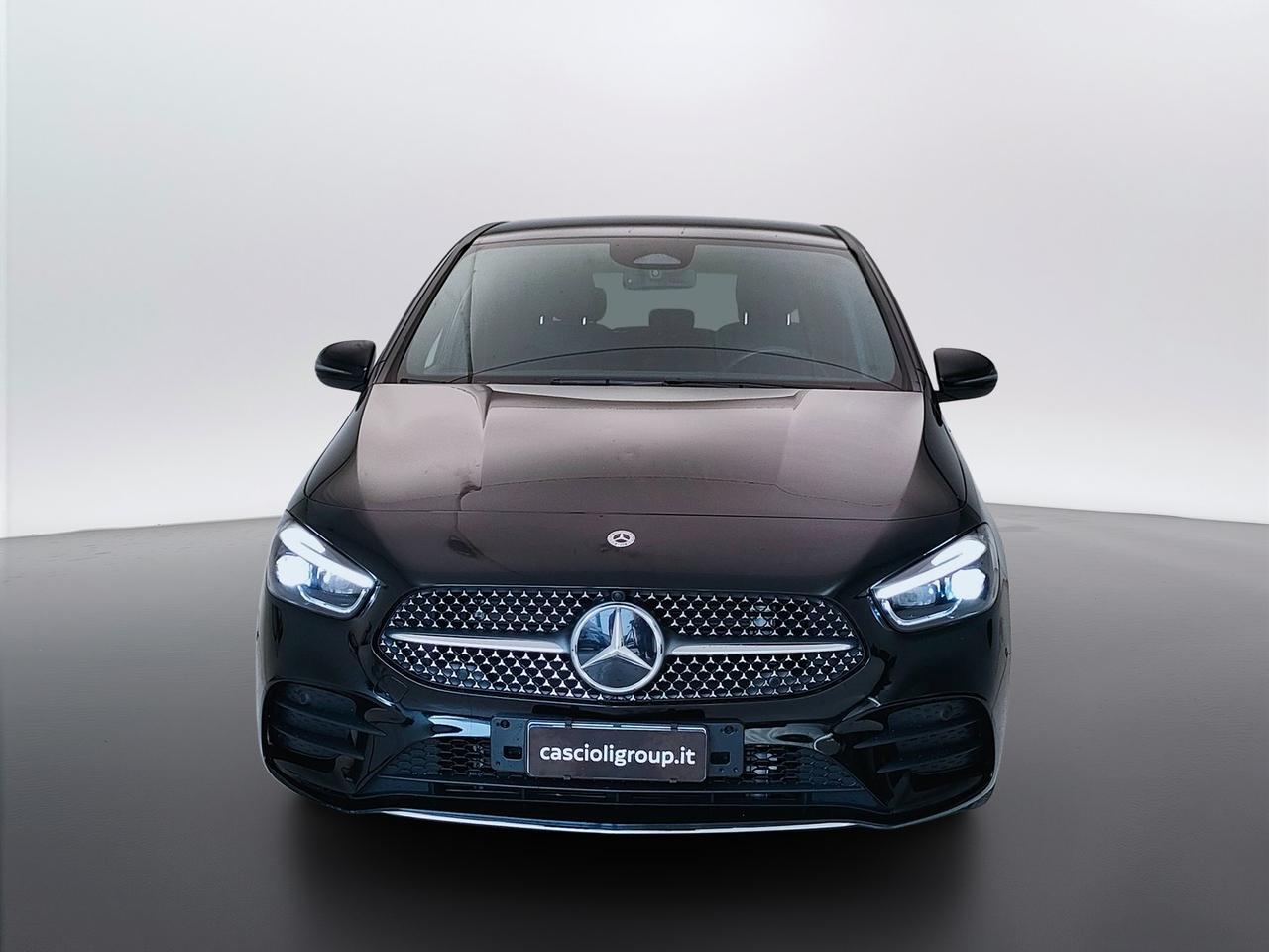 Mercedes-Benz Classe B - W247 2023 - B 180 d AMG Line Advanced Plus auto