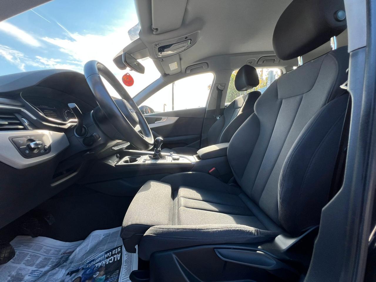 Audi A4 2.0 TDI 150 CV Business * AUTOCARRO 5 POSTI*