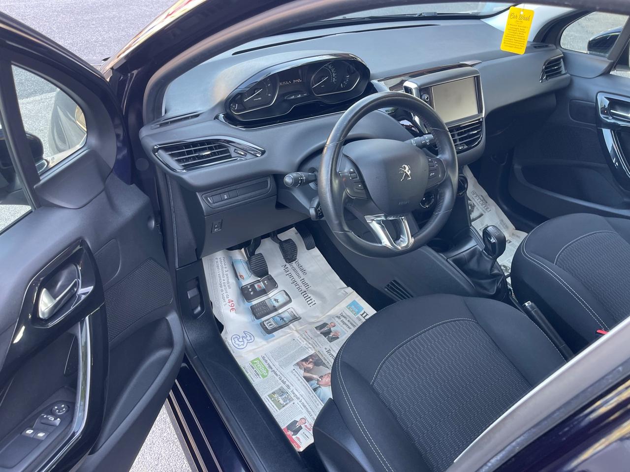 Peugeot 208 BlueHDi 75 5 porte Allure