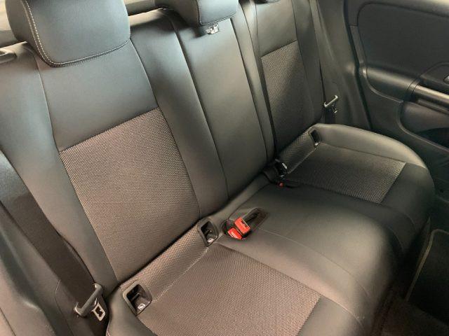 MERCEDES-BENZ GLA 180 d Automatico Sport Plus