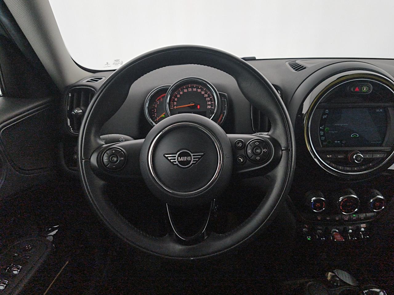 MINI Countryman Cooper D Hype