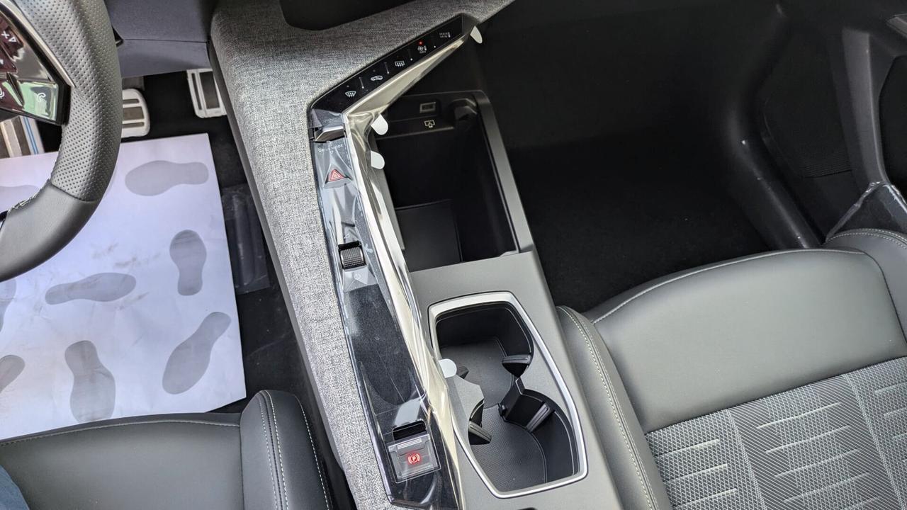 Peugeot 3008 Hybrid 145 e-DCS6 GT