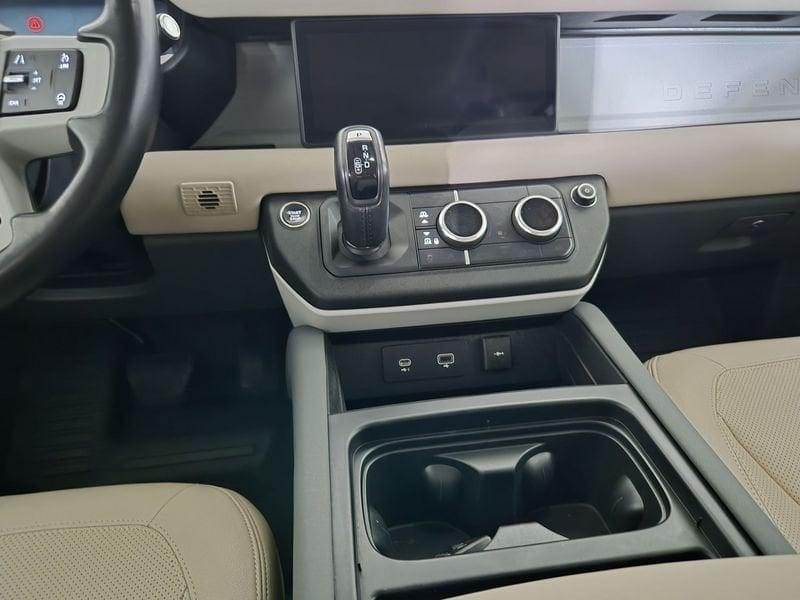 Land Rover Defender VII 2020 110 Diesel 110 3.0d i6 mhev SE awd 200cv auto - AUTOCARRO