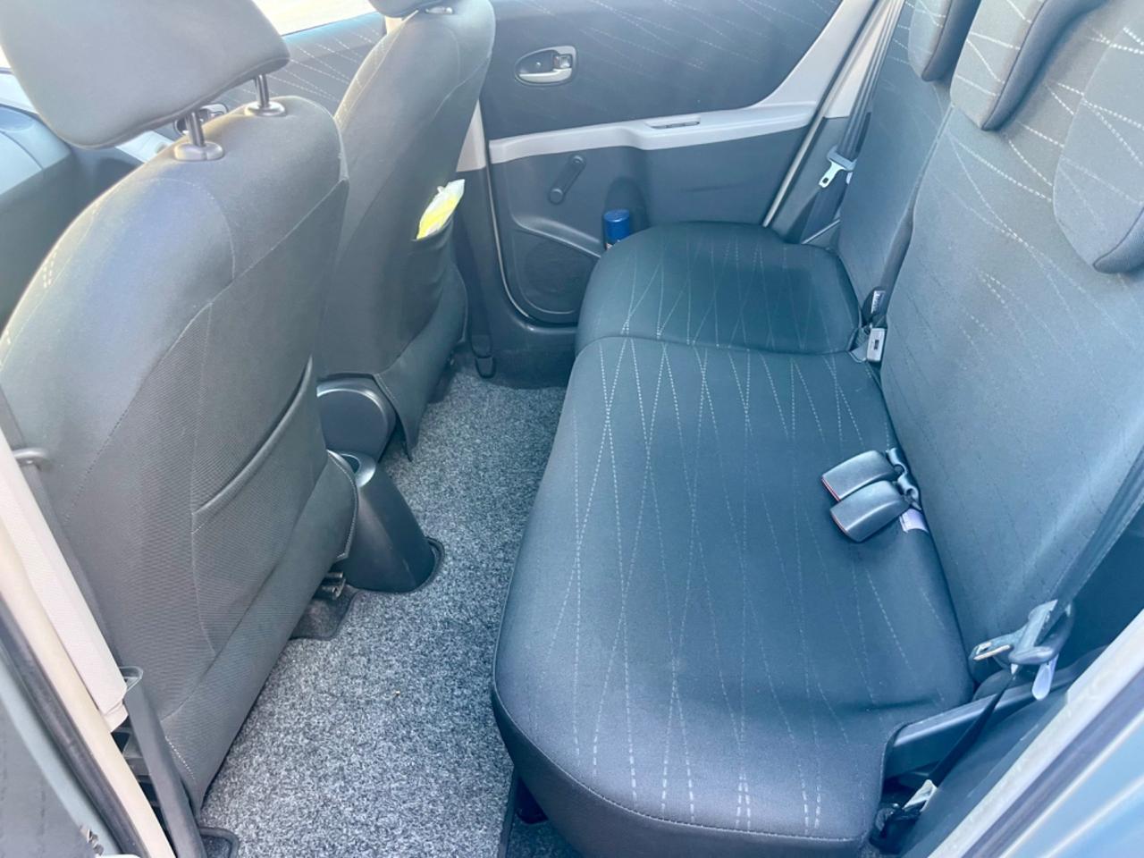 Toyota Yaris 1.3benz 2008 138.000km per neopatentati
