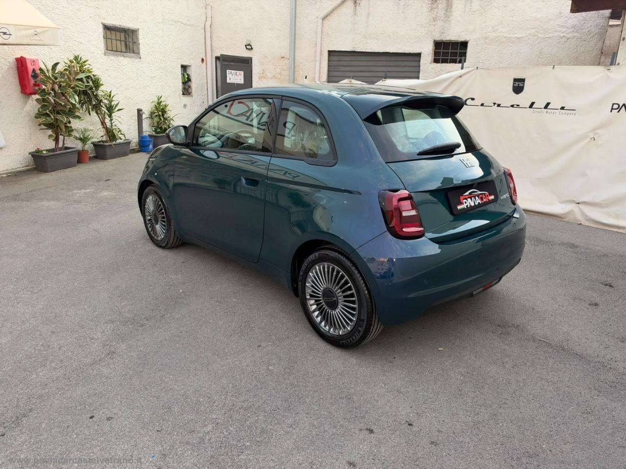 FIAT 500 Berlina Hybrid Icon KM/0