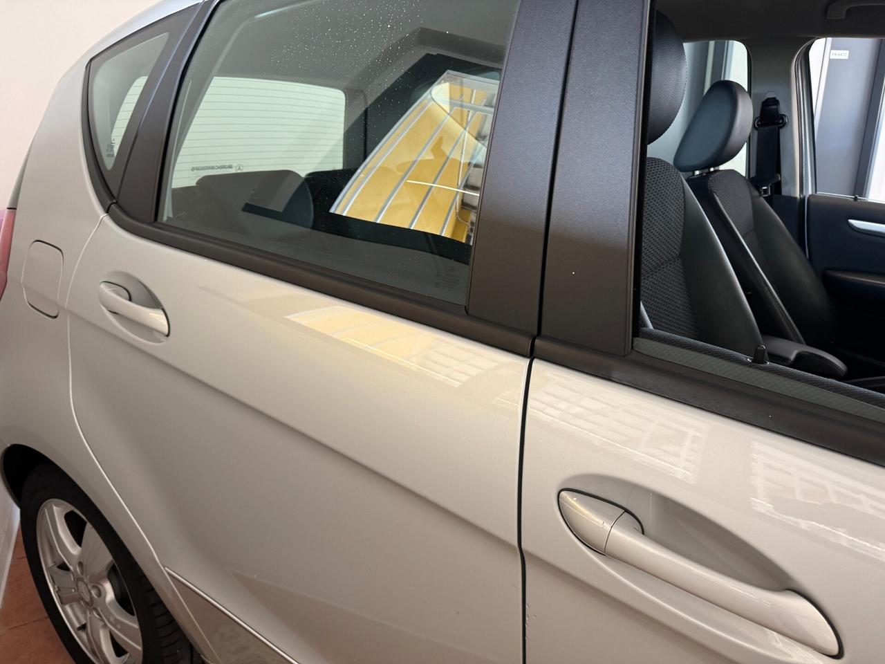 Mercedes-benz A 180 MERCEDES CLASSE BlueEFFICIENCY Special Edition NEOPATENTATI