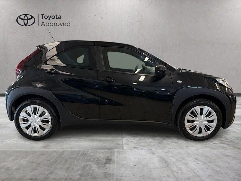 Toyota Aygo X 1.0B (72 CV) Active S-CVT
