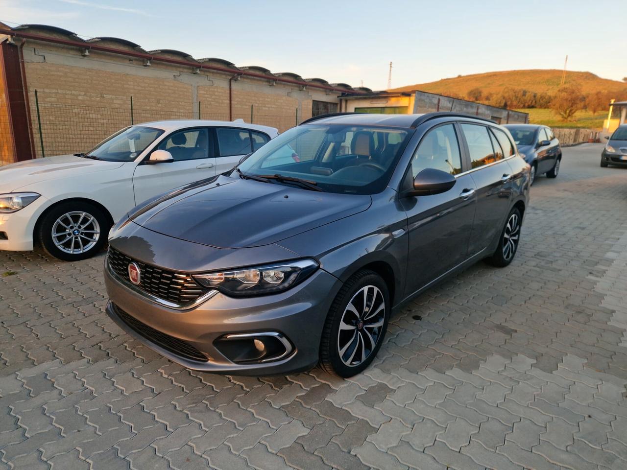 Fiat Tipo 1.3 Mjt S&S SW Lounge