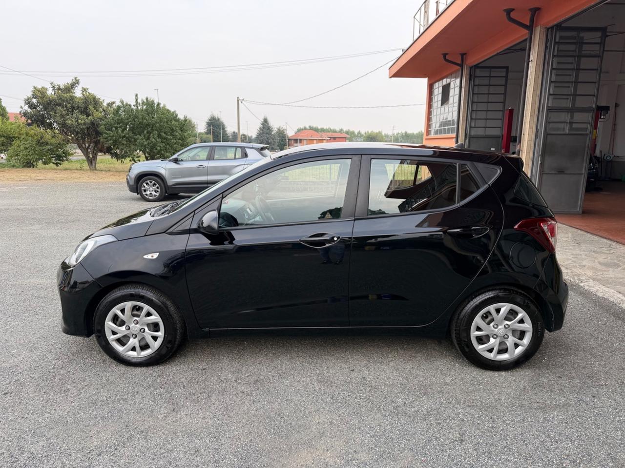 Hyundai i10 1.0 MPI Tech