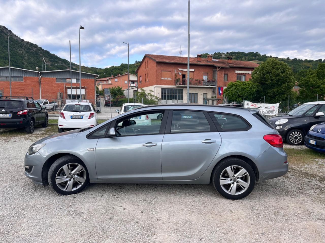 Opel Astra 1.7 CDTI 110CV Sports Tourer Cosmo