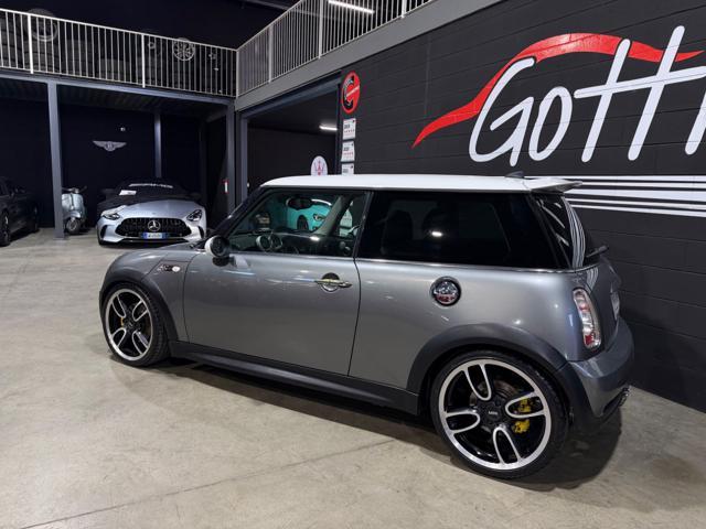 MINI Mini RIGOROSAMENTE MANUALE CARBONIO