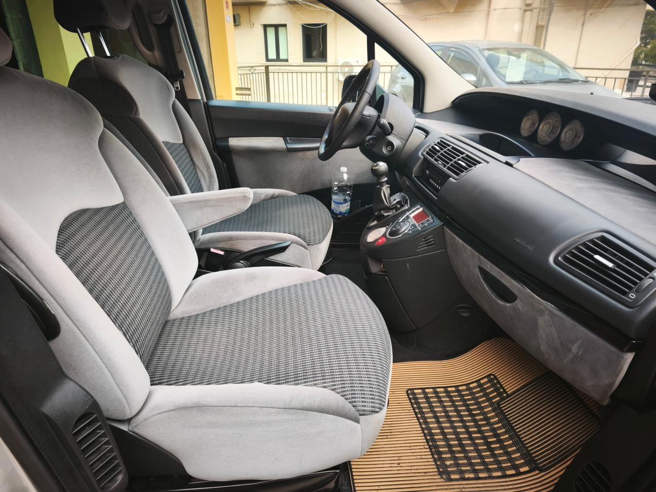 Citroen C8 2.0 HDi 136 CV 7 posti
