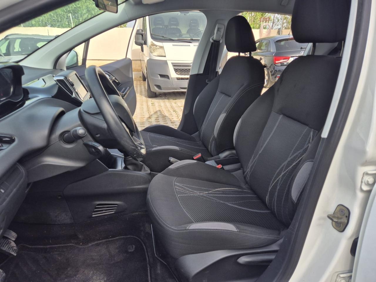 Peugeot 208 1.2 VTi 82 CV 5 porte Active