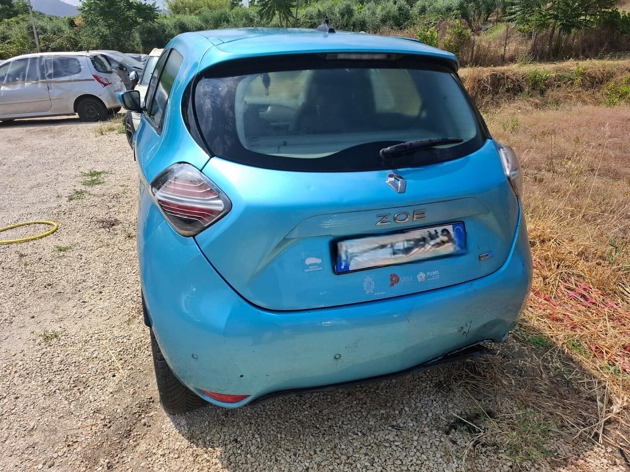 RENAULT ZOE R135 INTENS SINISTRATA FULL ELETTRIC