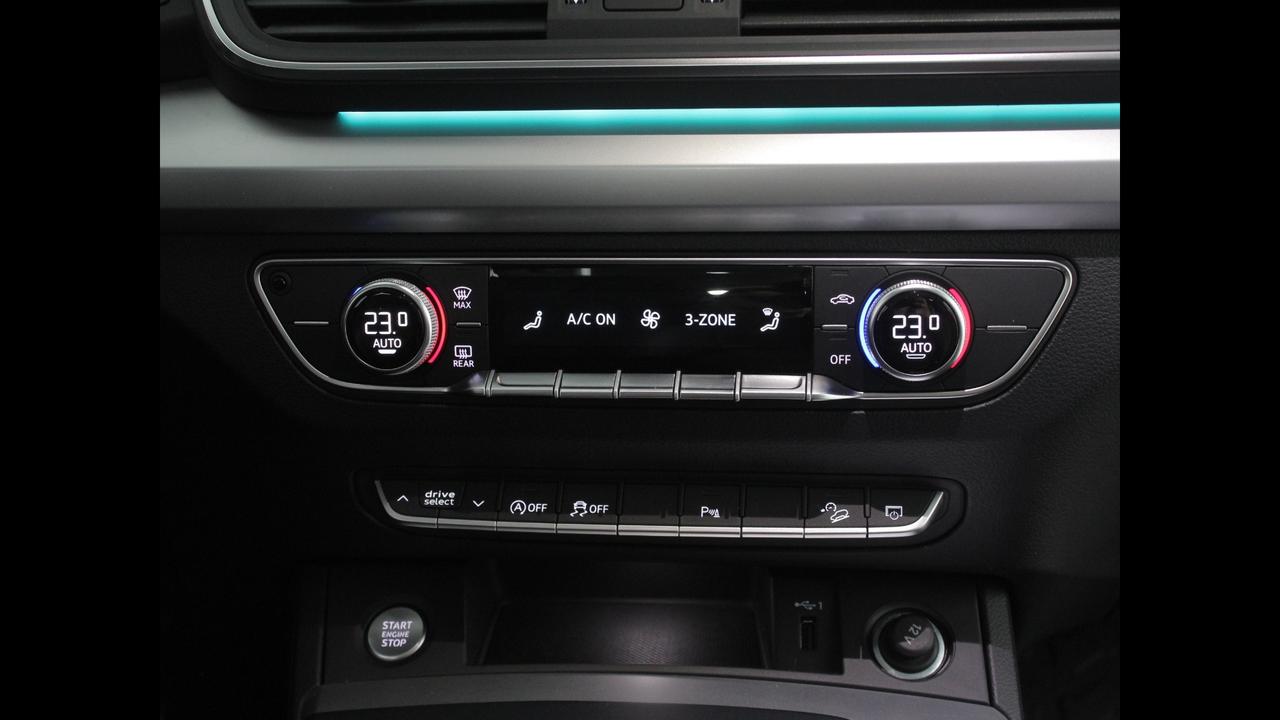 AUDI Q5 I Sportback 2021 - Q5 Sportback 40 2.0 tdi mhev 12V Business Advanced quattro s-tronic