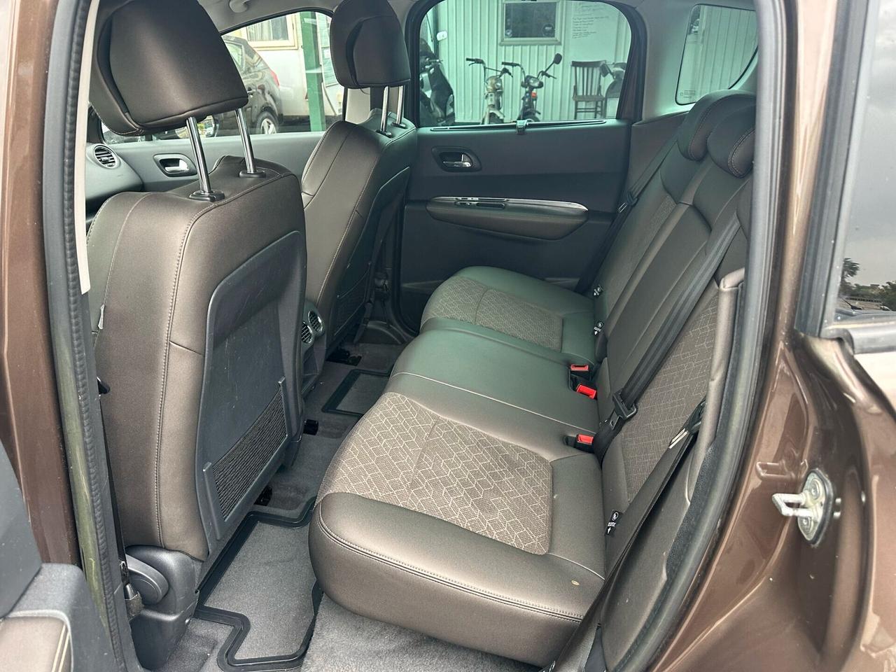 Peugeot 2008 BlueHDi 120 S&S Allure