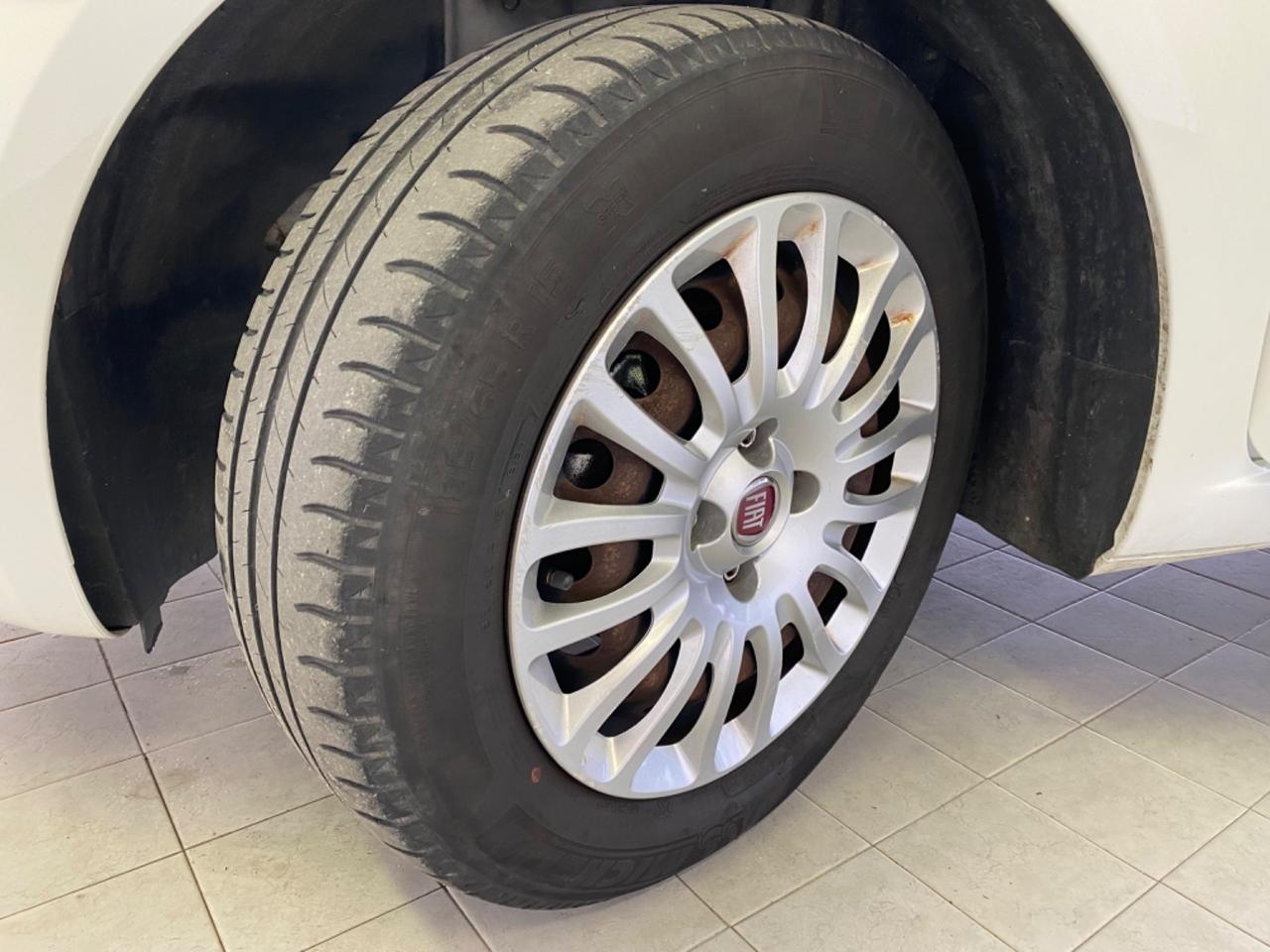 Fiat Punto gpl 1.4 8V 5 porte easy power lounge