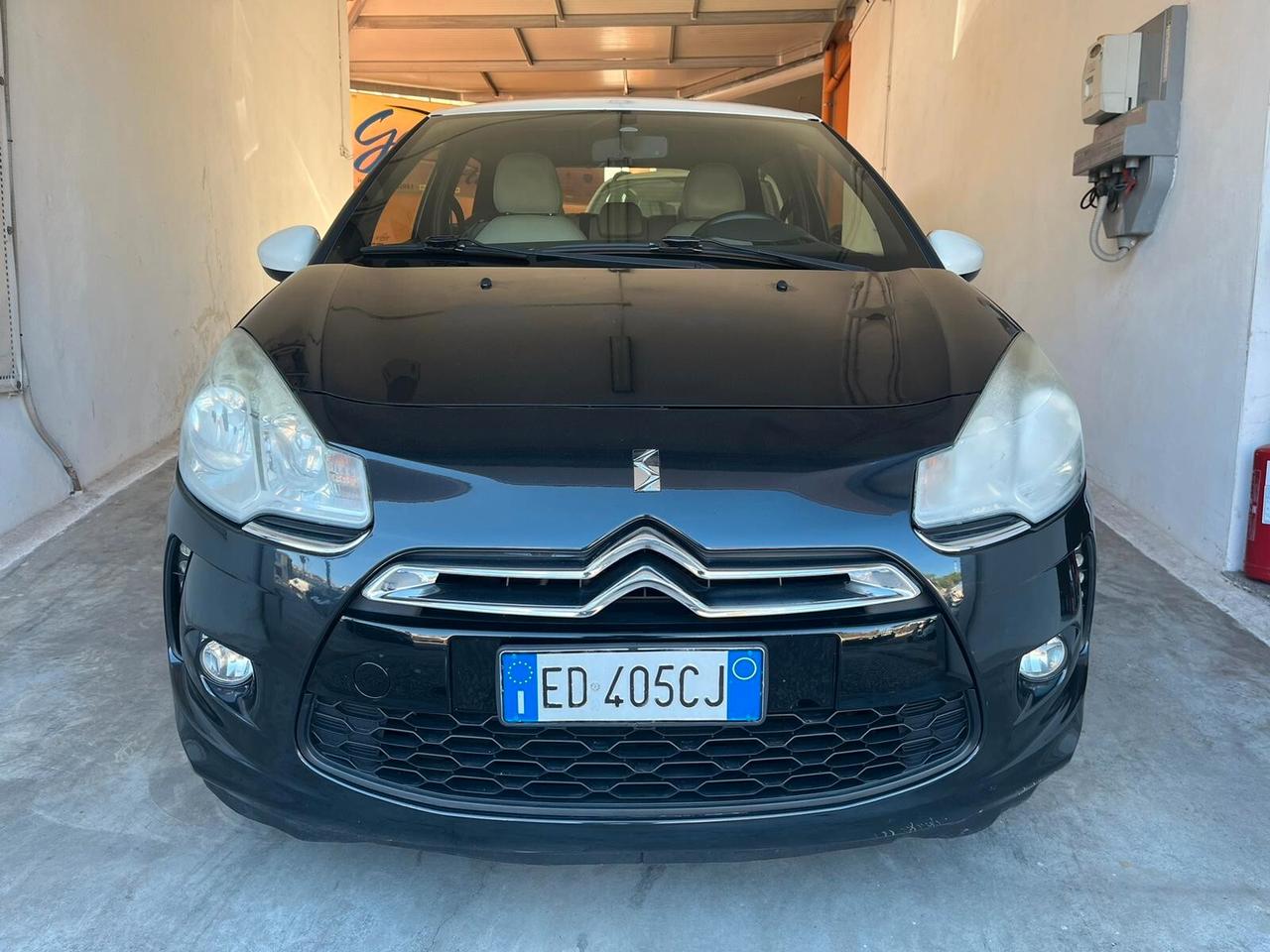 DS3 3 1.4 HDi 70 Just Black