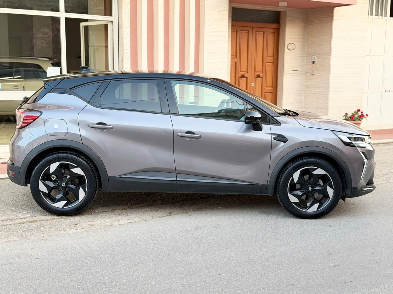 Renault Captur TCe 90 CV Techno 2025