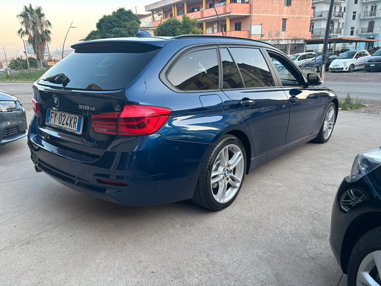 Bmw 318d Touring Business Advantage - 2019