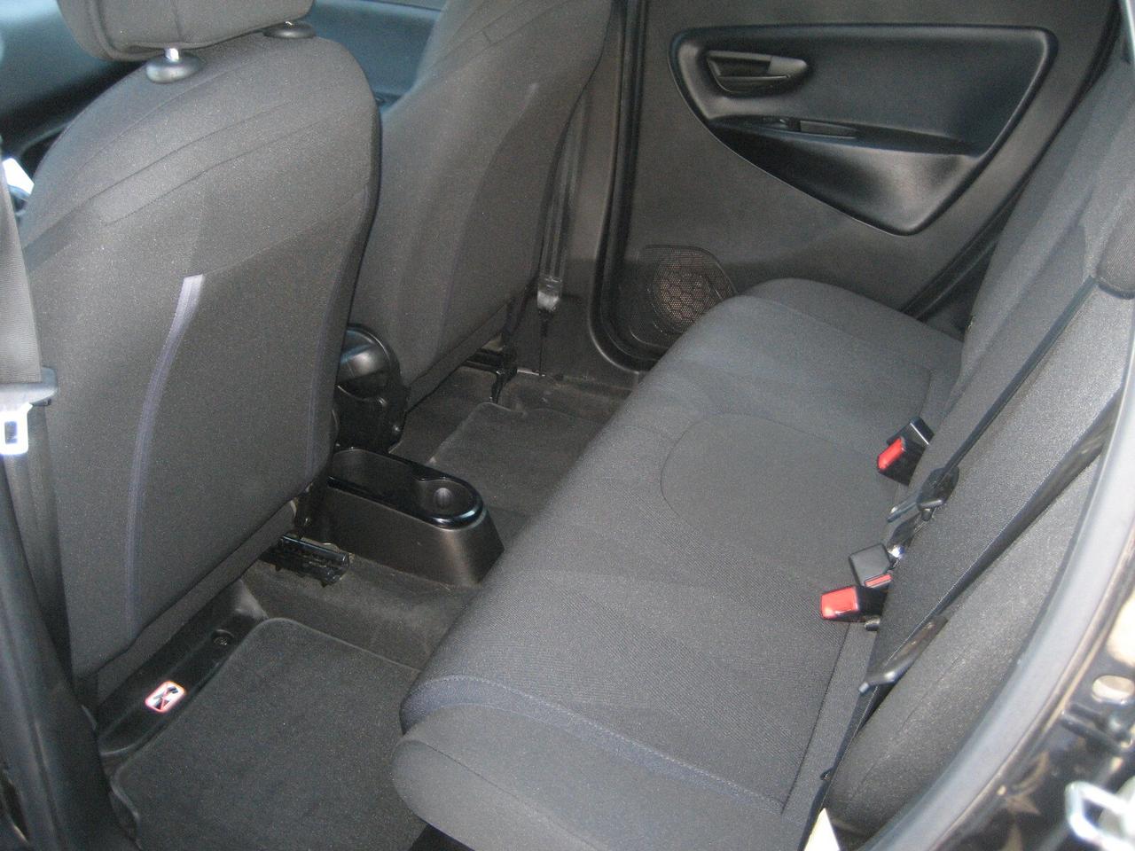 Lancia Ypsilon 1.0 FireFly 5 porte S&S Hybrid Ecochic Gold