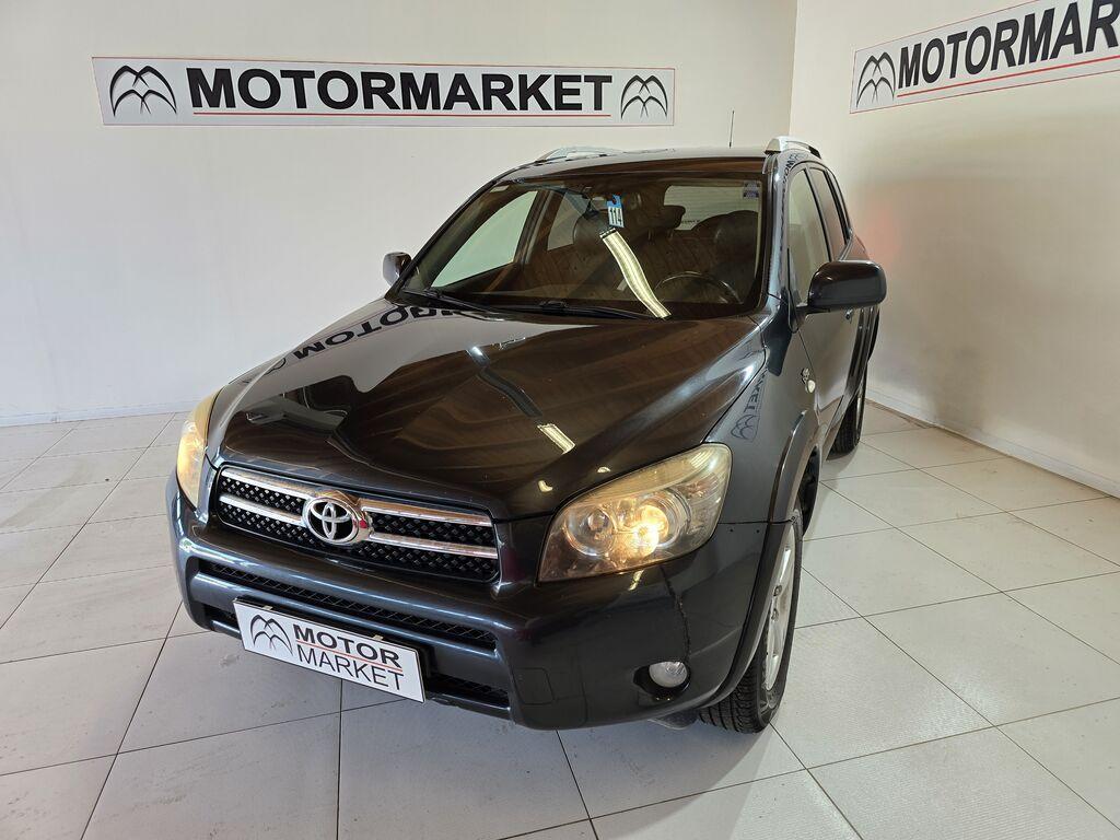 Toyota RAV4 5 Porte 2.2 D-4D Luxury