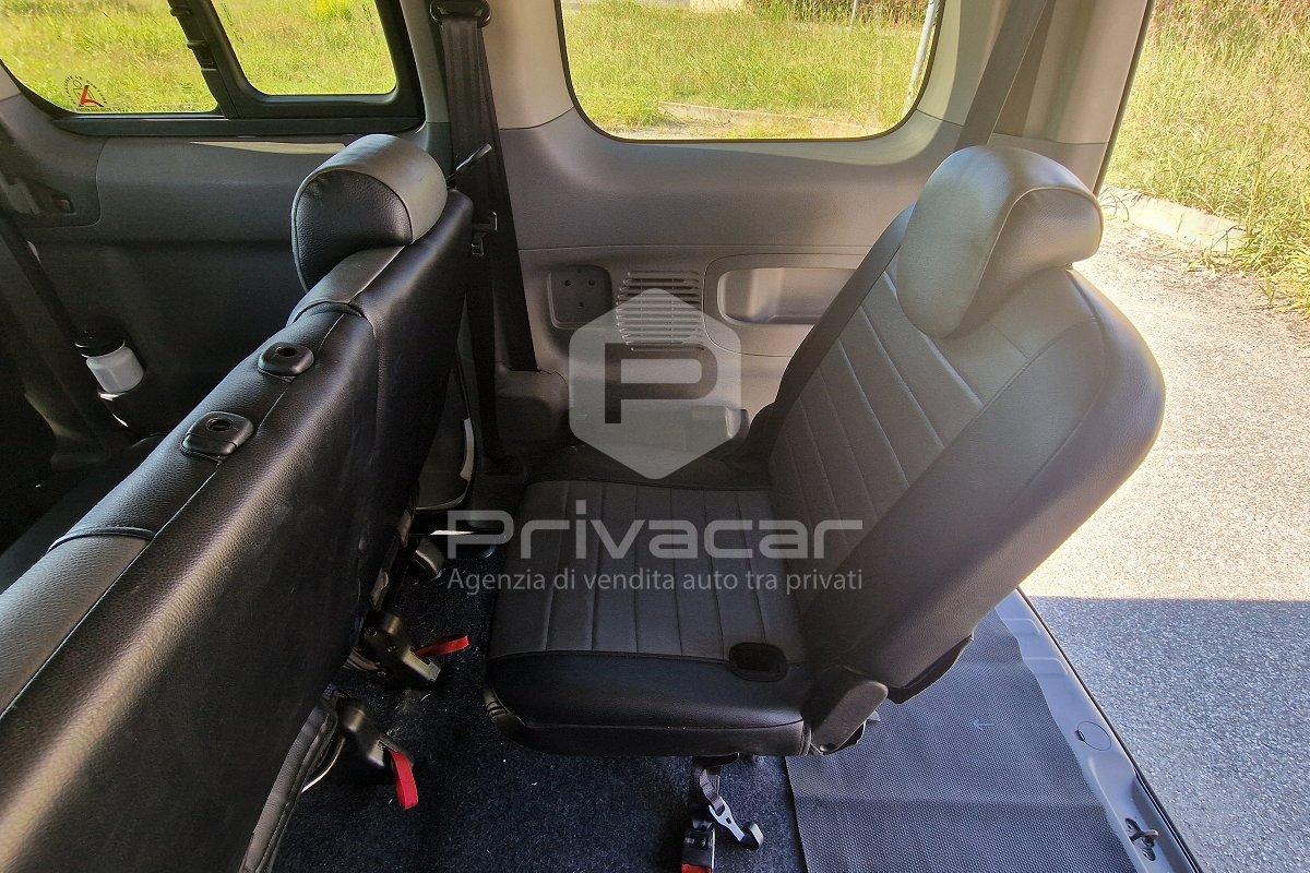 NISSAN e-NV200 EV Bus Business 7 posti