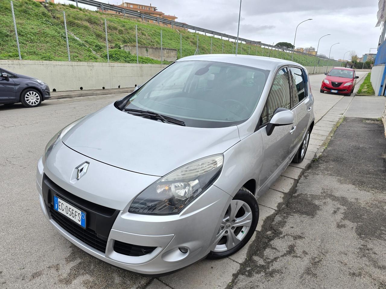 Renault Scenic Scnic X-Mod 1.5 dCi 110CV EDC Luxe