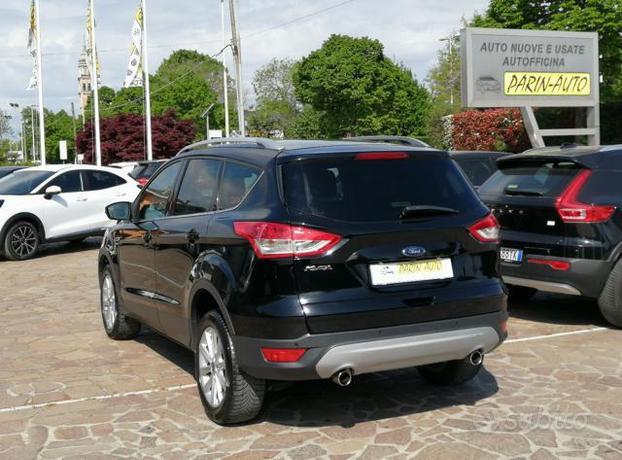 FORD Kuga 2.0 TDCI 150 CV S&S 4WD Powershift Tit