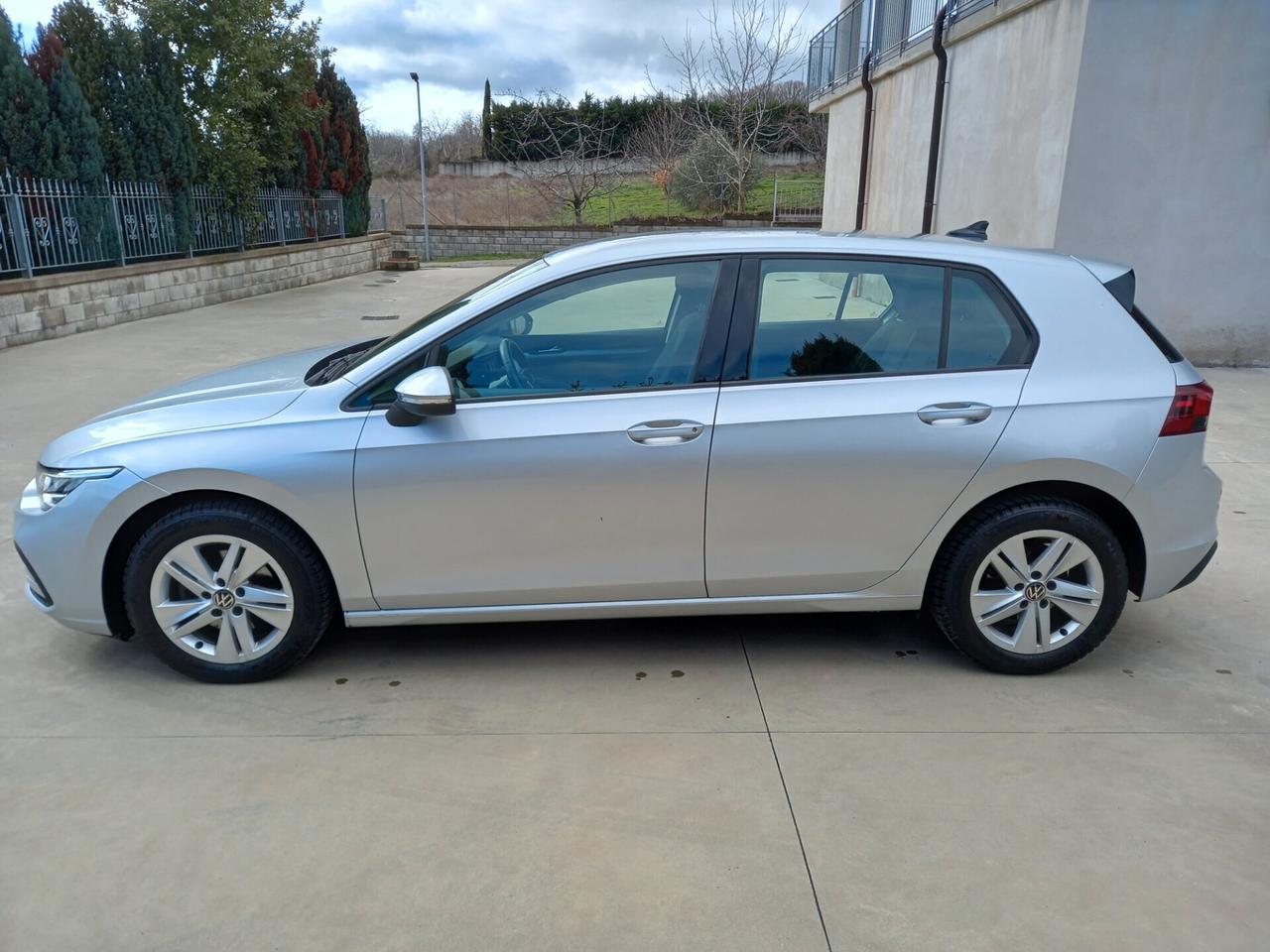 Volkswagen Golf 8 2.0 TDI Style 2021